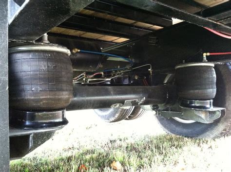 Air bag suspension for camper trucks
